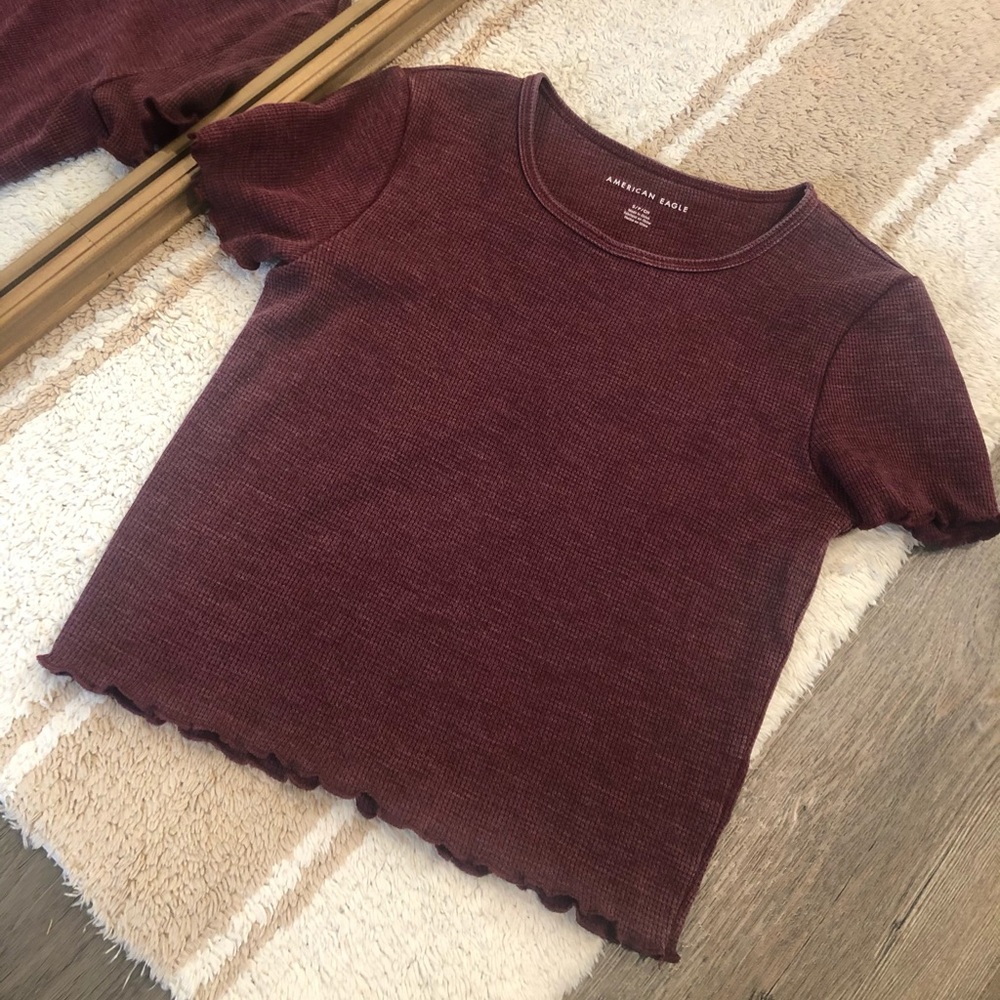 American Eagle Maroon Crop Top!